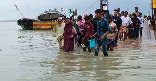 লঘুচাপে বরগুনায় জোয়ারের পানির উচ্চতা বৃদ্ধি, আতঙ্কে নদীপাড়ের মানুষ